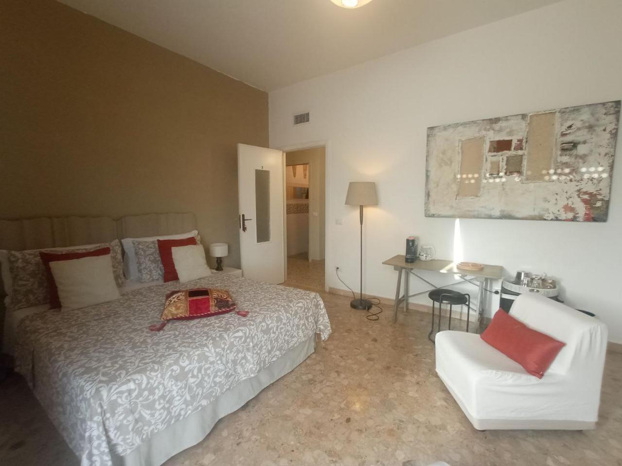 Myhouse Hotel Olbia Kültér fotó
